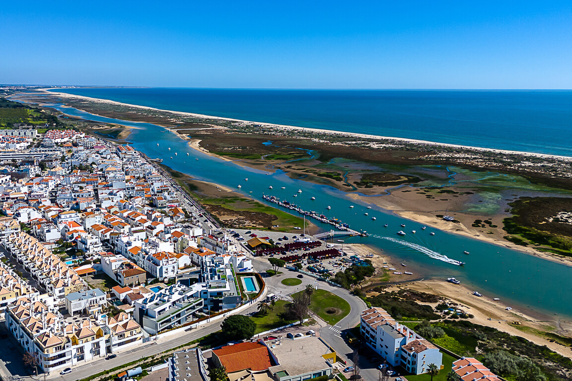 Cabanas de Tavira and Tavira Town Compared for Property Buyers in 2026